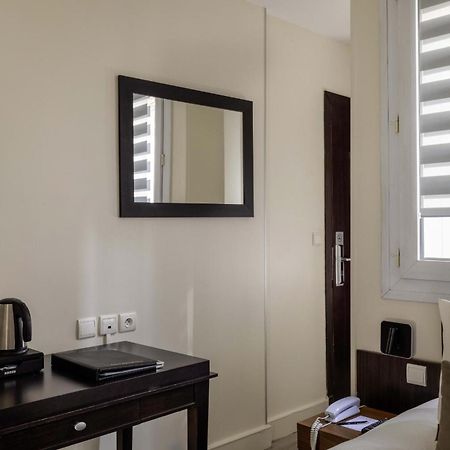 Hotel Elysees Bassano Париж Екстер'єр фото