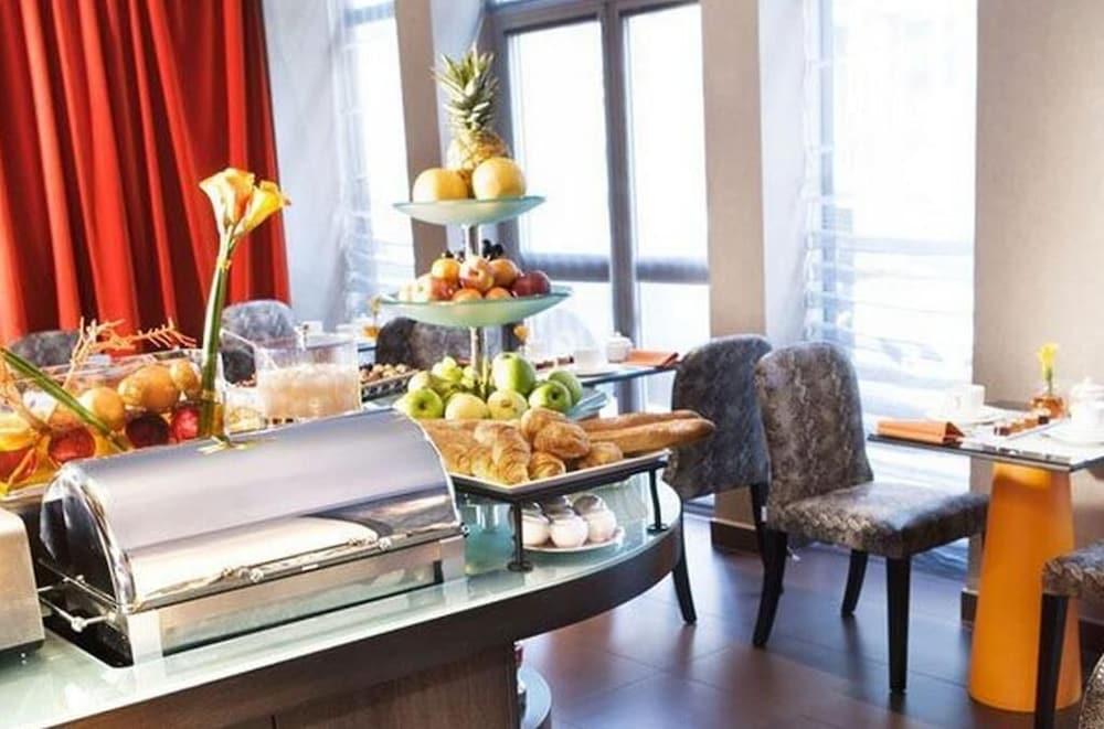 Hotel Elysees Bassano Париж Екстер'єр фото