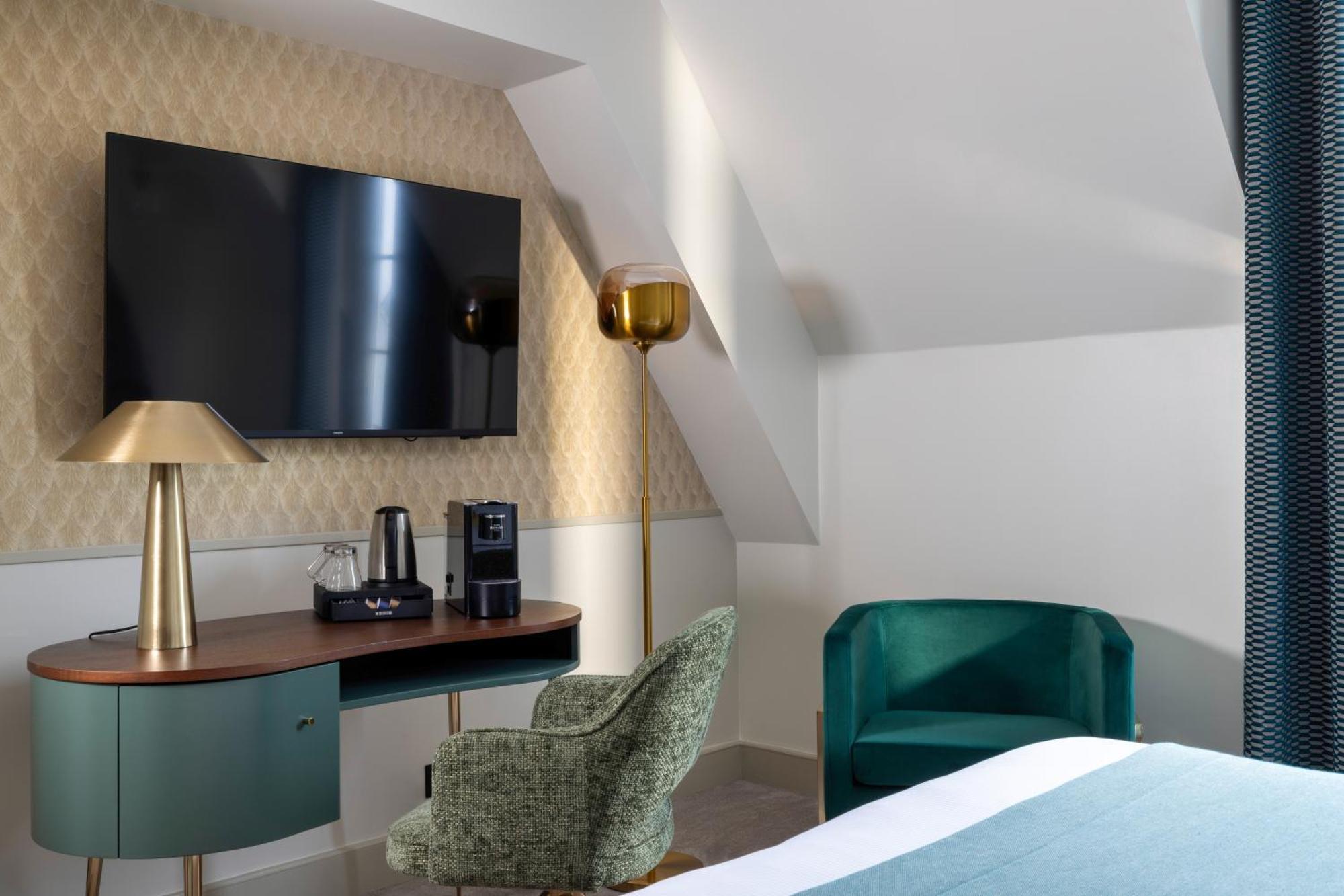Hotel Elysees Bassano Париж Екстер'єр фото