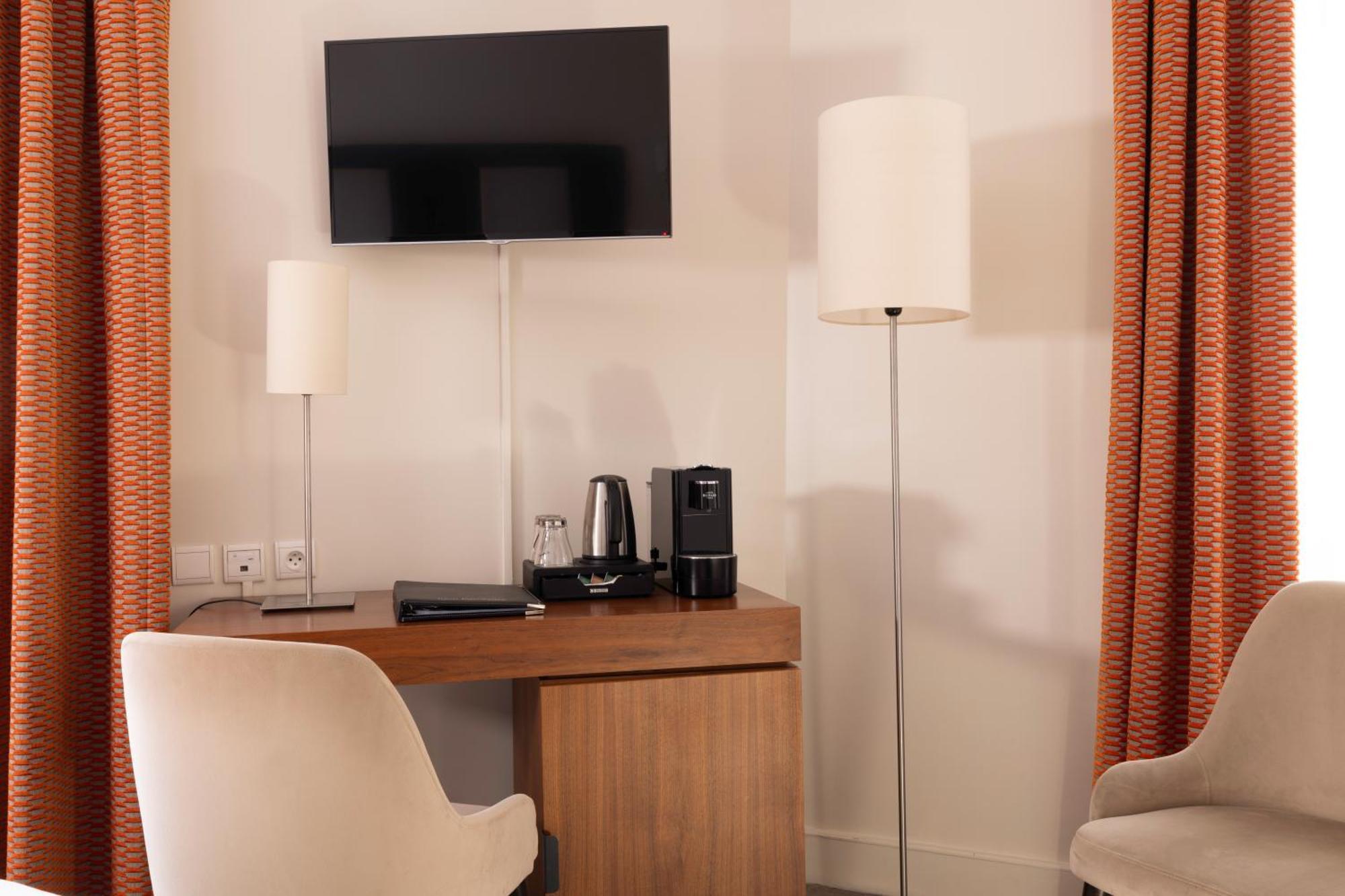 Hotel Elysees Bassano Париж Екстер'єр фото