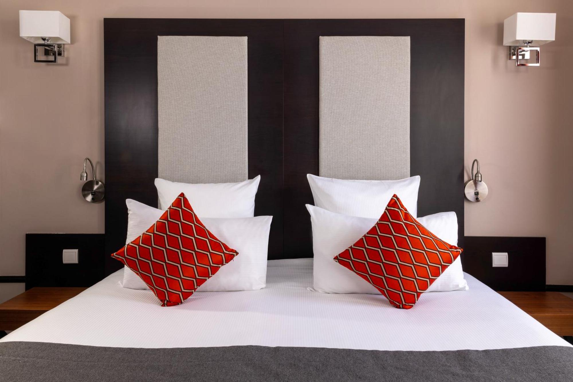 Hotel Elysees Bassano Париж Екстер'єр фото