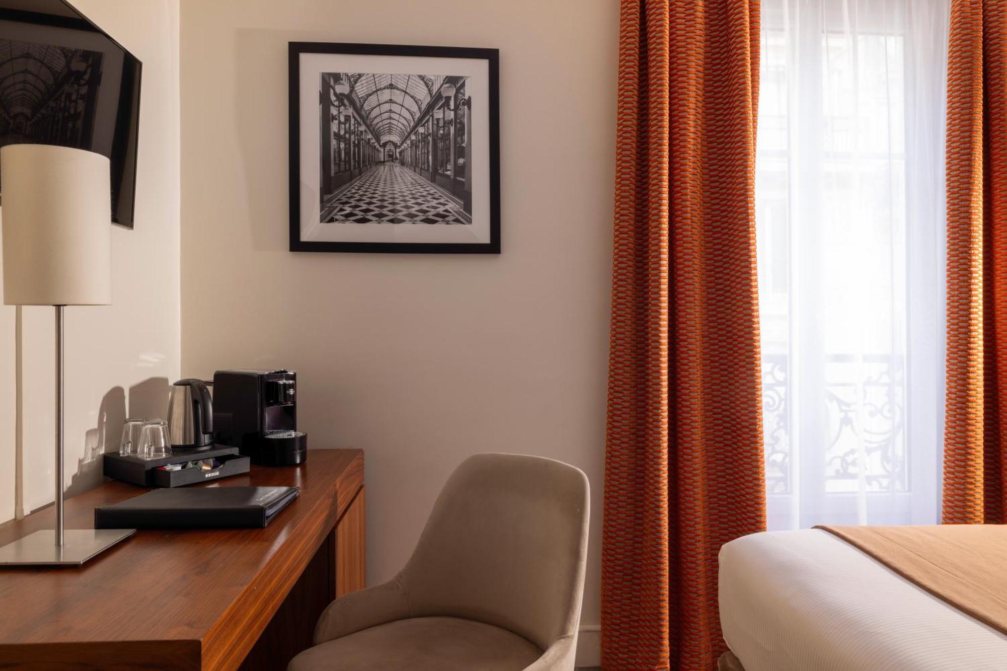 Hotel Elysees Bassano Париж Екстер'єр фото