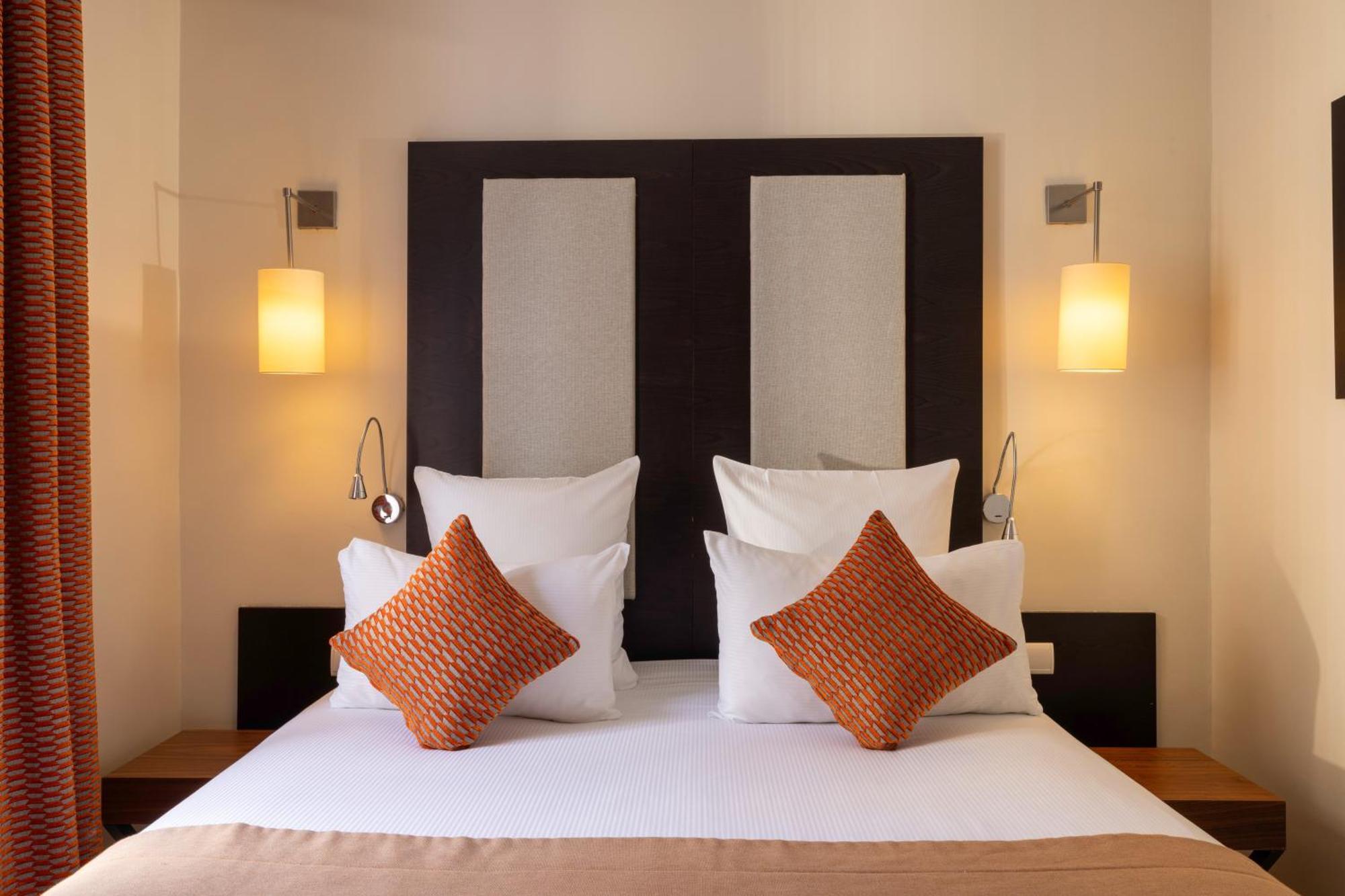 Hotel Elysees Bassano Париж Екстер'єр фото