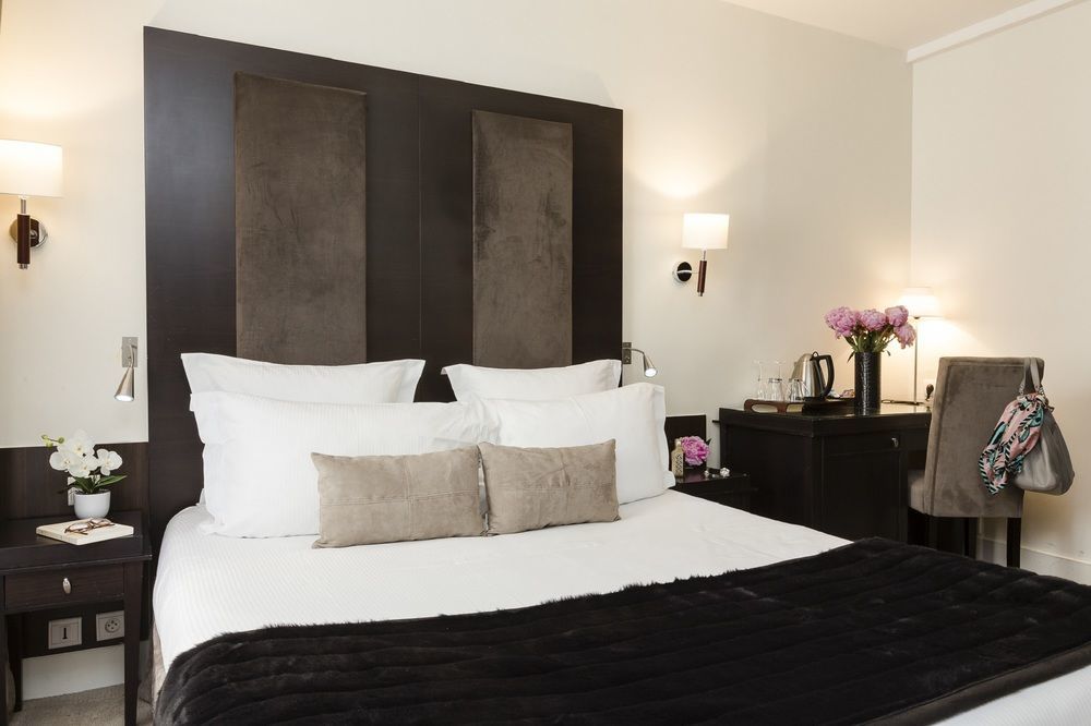 Hotel Elysees Bassano Париж Екстер'єр фото